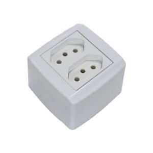 2 TOM 2P+T 10A QUAD SOBREPOR